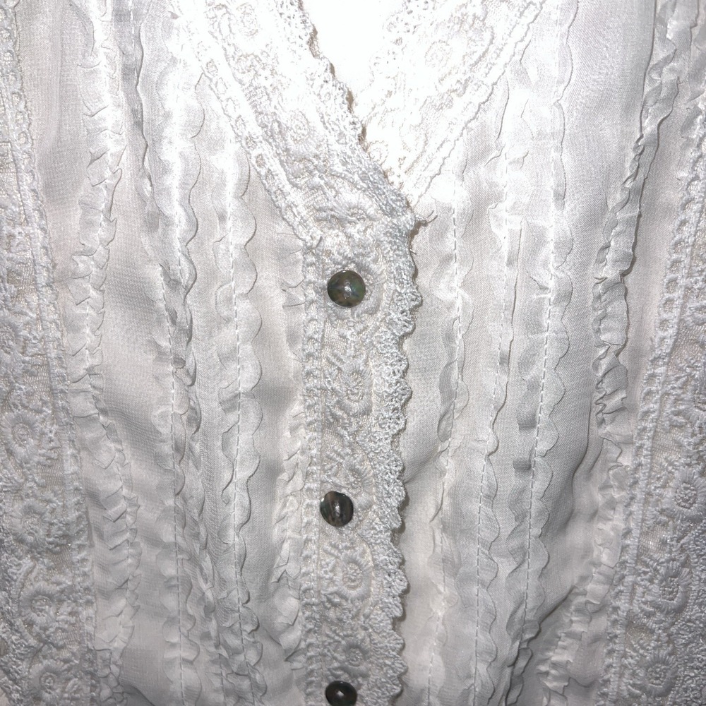 Cottagecore Boho Ivory Crinkle Ruched Lace V-Neck Short Puff Sleeve Top Size M - Picture 2 of 13